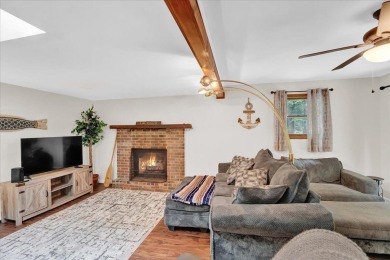 Discover affordable living in sought-after LAKE HARMONY ESTATES! on Split Rock Resort and Country Club in Pennsylvania - for sale on GolfHomes.com, golf home, golf lot