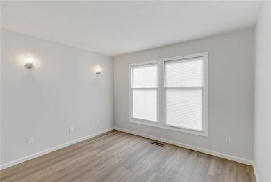 Welcome to your beautifully remodeled Bella Vista townhome! on Bella Vista Country Club and Golf Course in Arkansas - for sale on GolfHomes.com, golf home, golf lot