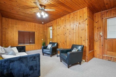 Nestled close to the University of Iowa Health Care Medical on Finkbine Golf Course in Iowa - for sale on GolfHomes.com, golf home, golf lot