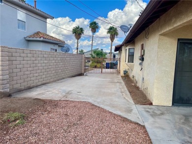 NO HOA! This lovely spacious home is located in a very desirable on Chaparral Golf and Country Club in Arizona - for sale on GolfHomes.com, golf home, golf lot