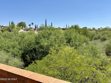 End unit! Bee Hive Fireplace! Fully furnished! Patio! This on Desert Hills Golf Club of Green Valley in Arizona - for sale on GolfHomes.com, golf home, golf lot