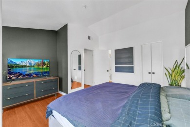 This well-maintained CORNER townhome sits in the sought-after on Tustin Ranch Golf Club in California - for sale on GolfHomes.com, golf home, golf lot