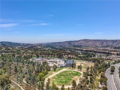 This well-maintained CORNER townhome sits in the sought-after on Tustin Ranch Golf Club in California - for sale on GolfHomes.com, golf home, golf lot