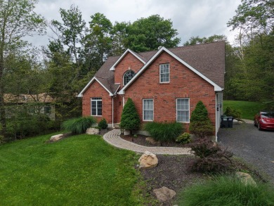 Welcome to your future home at 2827 Oak View Lane, nestled in on Pocono Farms Country Club in Pennsylvania - for sale on GolfHomes.com, golf home, golf lot