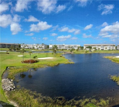 FURNISHED and TURNKEY! ABSOLUTELY BEAUTIFUL and UNIQUE BUNDLED on Golfview Golf and Racquet Club in Florida - for sale on GolfHomes.com, golf home, golf lot