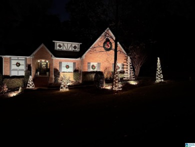 RARE OPPORTUNITY in Riverchase! Entertain in the spacious dining on Riverchase Country Club in Alabama - for sale on GolfHomes.com, golf home, golf lot