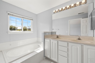 Move-in ready, maintenance free, one level living - is that on RedTail Golf Club in Illinois - for sale on GolfHomes.com, golf home, golf lot