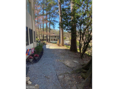 Great Opportunity!  Fixer-Upper! Selling *AS-IS*   3 Bedroom 2 on Cross Creek Golf Course in Georgia - for sale on GolfHomes.com, golf home, golf lot