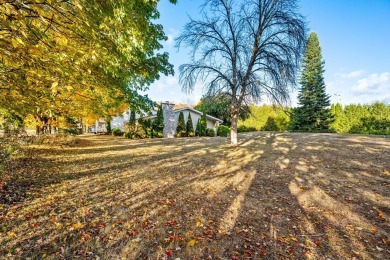 This first-floor unit offers a large living room with vaulted on Bay Ridge Golf Course in Wisconsin - for sale on GolfHomes.com, golf home, golf lot