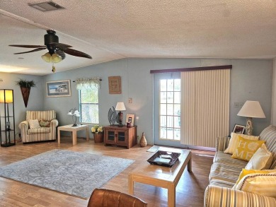 Don't miss your chance to own this well-maintained, 1056 sf on Crystal Lake Club in Florida - for sale on GolfHomes.com, golf home, golf lot