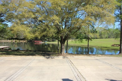 Beautiful home in the Twin Oaks subdivision! Twin Oaks is a on Laurel Country Club in Mississippi - for sale on GolfHomes.com, golf home, golf lot