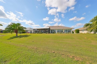 WELCOME TO YOUR BEAUTIFUL  METICULOUSLY KEPT HOME WITH AN on Caloosa Greens Executive Golf Course in Florida - for sale on GolfHomes.com, golf home, golf lot