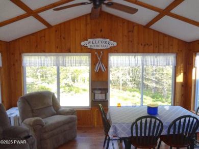 BEAUTIFUL TANGLWOOD LAKES RAISED RANCH AT LAKE WALLENPAUPACK! on Paupack Hills Golf and Country Club in Pennsylvania - for sale on GolfHomes.com, golf home, golf lot