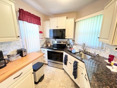 Fully furnished well-maintained end unit Villa with 2 detached on Skyland Lakes Golf Course in Virginia - for sale on GolfHomes.com, golf home, golf lot