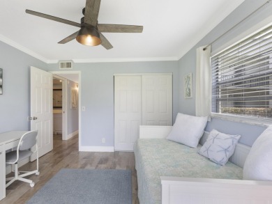 Step into this bright and inviting open concept 2 bedroom 2 Bath on Kings Point Golf -Flanders Way in Florida - for sale on GolfHomes.com, golf home, golf lot