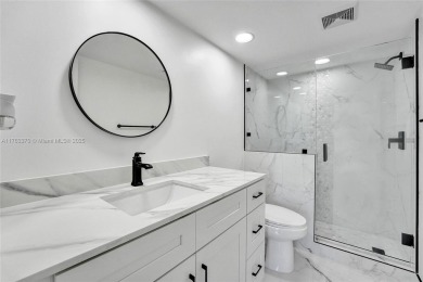 LUXURY LIVING AT ITS FINEST! This renovated 1-bed, 1.5-bath on Hollybrook Golf and Tennis Club  in Florida - for sale on GolfHomes.com, golf home, golf lot