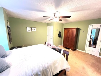Fully furnished well-maintained end unit Villa with 2 detached on Skyland Lakes Golf Course in Virginia - for sale on GolfHomes.com, golf home, golf lot