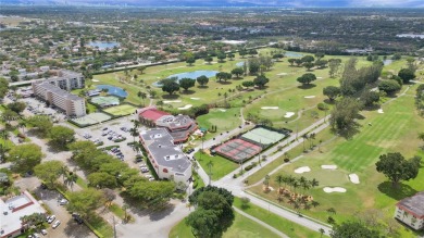 LUXURY LIVING AT ITS FINEST! This renovated 1-bed, 1.5-bath on Hollybrook Golf and Tennis Club  in Florida - for sale on GolfHomes.com, golf home, golf lot
