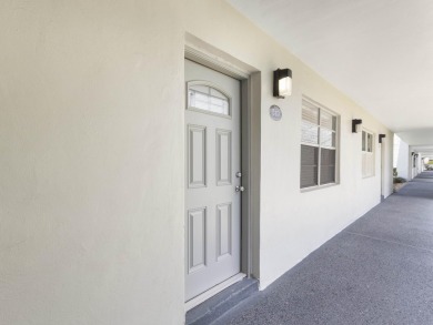 Step into this bright and inviting open concept 2 bedroom 2 Bath on Kings Point Golf -Flanders Way in Florida - for sale on GolfHomes.com, golf home, golf lot