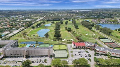 LUXURY LIVING AT ITS FINEST! This renovated 1-bed, 1.5-bath on Hollybrook Golf and Tennis Club  in Florida - for sale on GolfHomes.com, golf home, golf lot