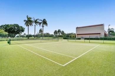 LUXURY LIVING AT ITS FINEST! This renovated 1-bed, 1.5-bath on Hollybrook Golf and Tennis Club  in Florida - for sale on GolfHomes.com, golf home, golf lot