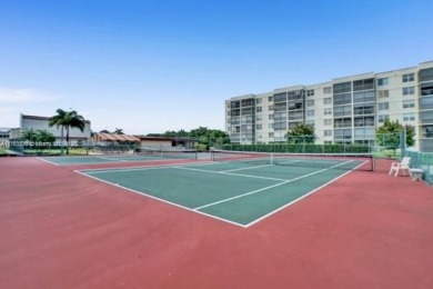 LUXURY LIVING AT ITS FINEST! This renovated 1-bed, 1.5-bath on Hollybrook Golf and Tennis Club  in Florida - for sale on GolfHomes.com, golf home, golf lot