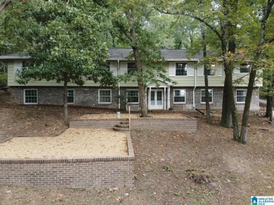 Nestled in the highly sought-after Sunset Heights neighborhood on Anniston Country Club in Alabama - for sale on GolfHomes.com, golf home, golf lot