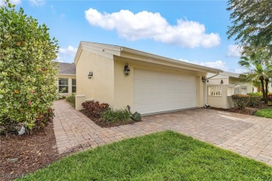 Move right into to this light and airy Carriedale cottage. A on Fiddlesticks Country Club in Florida - for sale on GolfHomes.com, golf home, golf lot