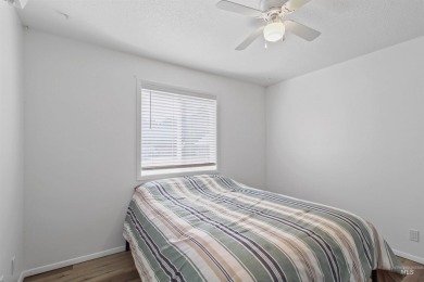 Beautifully remodeled 3-bed, 1-bath country home on  1/2  acre on Twin Falls Municipal Golf Course in Idaho - for sale on GolfHomes.com, golf home, golf lot