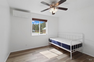 Beautifully remodeled 3-bed, 1-bath country home on  1/2  acre on Twin Falls Municipal Golf Course in Idaho - for sale on GolfHomes.com, golf home, golf lot