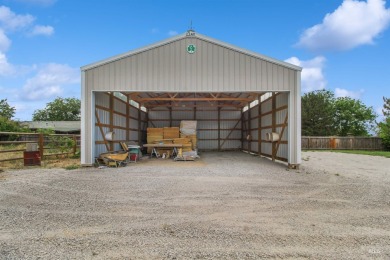 Beautifully remodeled 3-bed, 1-bath country home on  1/2  acre on Twin Falls Municipal Golf Course in Idaho - for sale on GolfHomes.com, golf home, golf lot