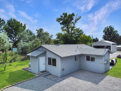 Beautifully remodeled 3-bed, 1-bath country home on  1/2  acre on Twin Falls Municipal Golf Course in Idaho - for sale on GolfHomes.com, golf home, golf lot