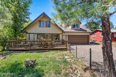 Wow! This 5 bedroom or 4+ game room sleeps 12-15 and is located on Pinewood Country Club in Arizona - for sale on GolfHomes.com, golf home, golf lot