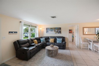NEW PRICE!! NO HURRICANE DAMAGE OR FLOODING! EXTRAORDINARILY on Jacaranda West Country Club in Florida - for sale on GolfHomes.com, golf home, golf lot