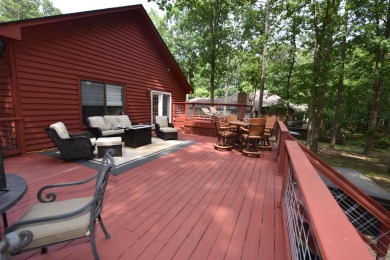 Welcome to this beautiful, 3-bedroom,1.5 bath home featuring on Indian Hills Country Club in Arkansas - for sale on GolfHomes.com, golf home, golf lot