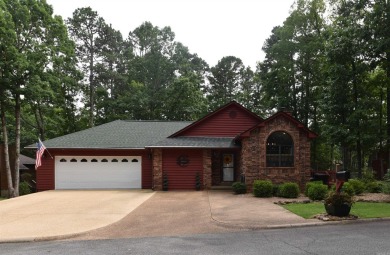 Welcome to this beautiful, 3-bedroom,1.5 bath home featuring on Indian Hills Country Club in Arkansas - for sale on GolfHomes.com, golf home, golf lot
