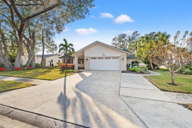 ***THIS HOME WAS IMPACTED BY HURRICANE HELENE AND HAS NEVER on Airco Golf Course in Florida - for sale on GolfHomes.com, golf home, golf lot