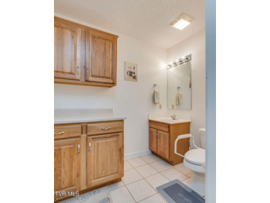 Here's your chance to own a spacious, open-concept home with a on Country Club of Bristol in Tennessee - for sale on GolfHomes.com, golf home, golf lot
