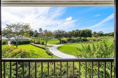 Inviting 3-bedroom, 2-bath residence boasts breathtaking double on Quail Ridge Golf Course and Country Club in Florida - for sale on GolfHomes.com, golf home, golf lot