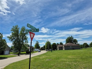 BEAUTIFUL LOT IN MUCH SOUGHT-AFTER GOLF COMMUNITY. IMAGINE YOUR on The Granite City Park District Legacy Golf Course in Illinois - for sale on GolfHomes.com, golf home, golf lot