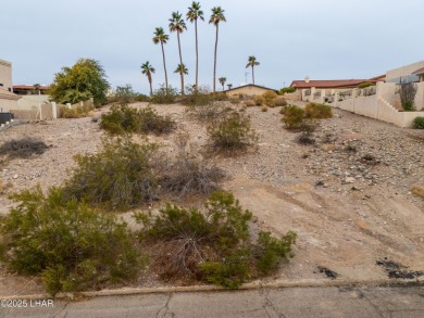 Here's a great lot with tons of potential located in a very on London Bridge Golf Course in Arizona - for sale on GolfHomes.com, golf home, golf lot