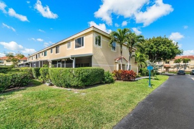 3/2.5 townhouse with attached garage with very low HOA located on Deer Creek Golf Club in Florida - for sale on GolfHomes.com, golf home, golf lot