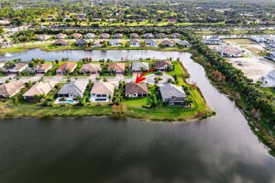 Buyer's Agents Welcome! This 1/3 Acre Waterfront Estate Home on Palm Beach Gardens Golf Course in Florida - for sale on GolfHomes.com, golf home, golf lot