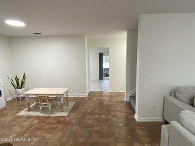 Charming and inviting townhome located in the desirable Fleming on Golf Club At Fleming Island in Florida - for sale on GolfHomes.com, golf home, golf lot