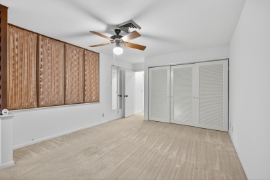 Amazing opportunity to own a 3 bedroom, 3 bath townhouse with an on Jonathans Landing Golf Club in Florida - for sale on GolfHomes.com, golf home, golf lot