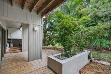 Amazing opportunity to own a 3 bedroom, 3 bath townhouse with an on Jonathans Landing Golf Club in Florida - for sale on GolfHomes.com, golf home, golf lot