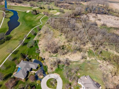 Welcome to a dream homesite nestled in the picturesque town of on Turnberry Country Club in Illinois - for sale on GolfHomes.com, golf home, golf lot