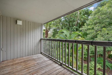 Amazing opportunity to own a 3 bedroom, 3 bath townhouse with an on Jonathans Landing Golf Club in Florida - for sale on GolfHomes.com, golf home, golf lot