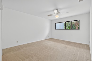 Amazing opportunity to own a 3 bedroom, 3 bath townhouse with an on Jonathans Landing Golf Club in Florida - for sale on GolfHomes.com, golf home, golf lot