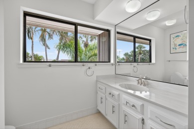Amazing opportunity to own a 3 bedroom, 3 bath townhouse with an on Jonathans Landing Golf Club in Florida - for sale on GolfHomes.com, golf home, golf lot